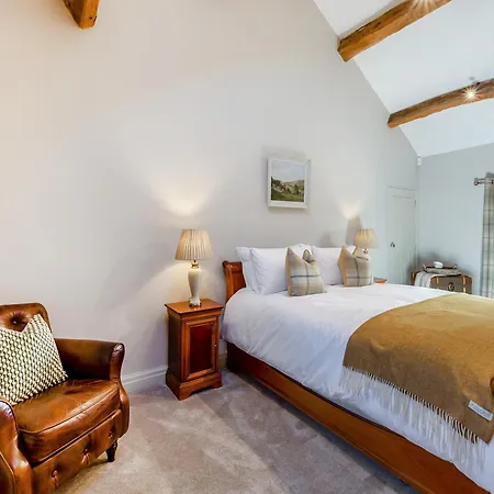 بيت للعطل Badger Hill Barn *